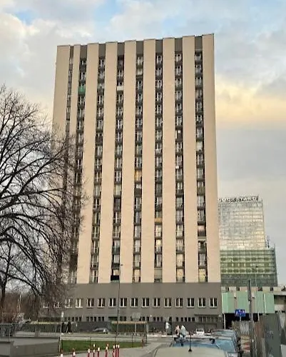 Διαμέρισμα Przystanek Aleja Korfantego 8 Κατοβίτσε